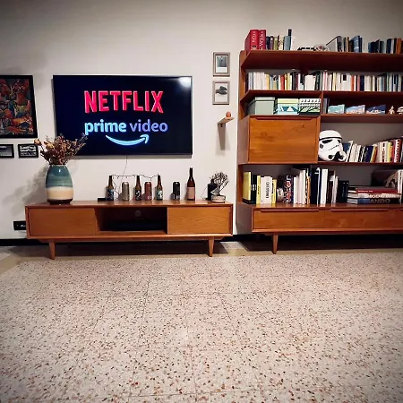 Bibi - Cozy Netflix ミラノ